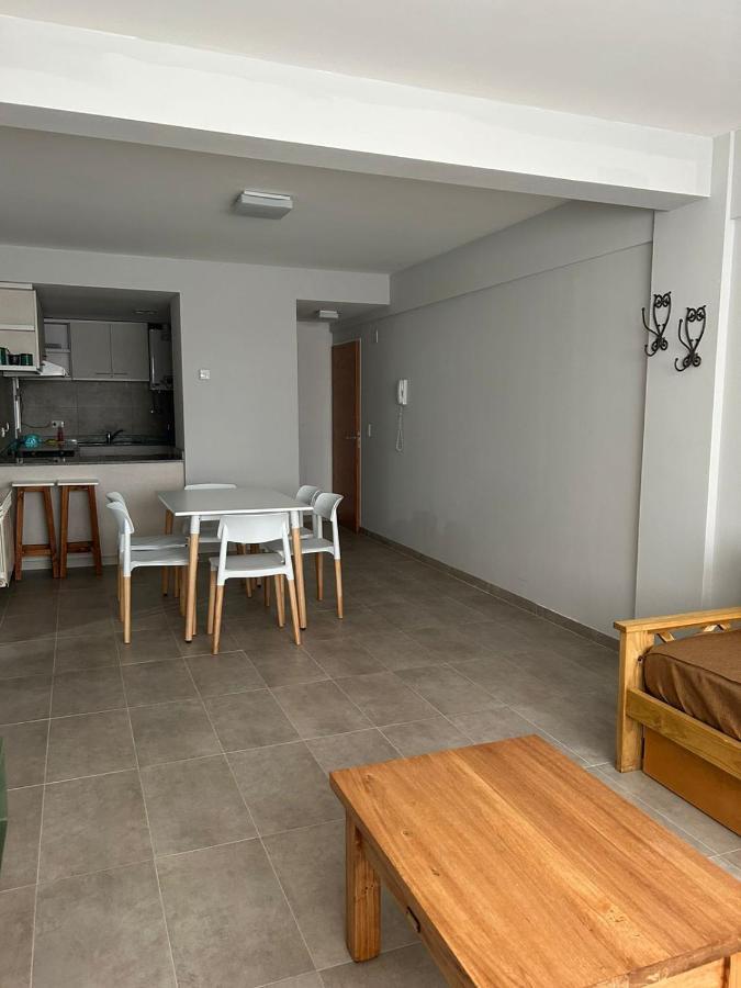 Departamento Amplio Y Comodo Cerca Del Centro San Carlos de Bariloche Ngoại thất bức ảnh